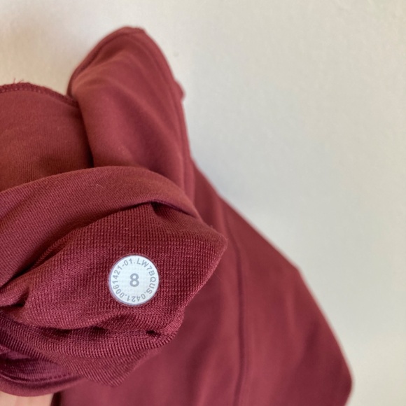 Lululemon Women’s shorts - Picture 3 of 5